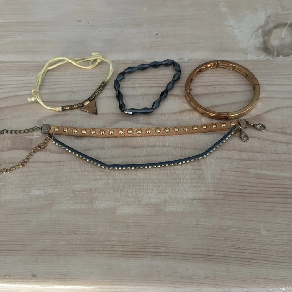 Bracelet stack - Picture 7 of 8